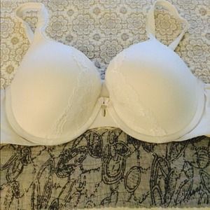 Victoria's Secret bra