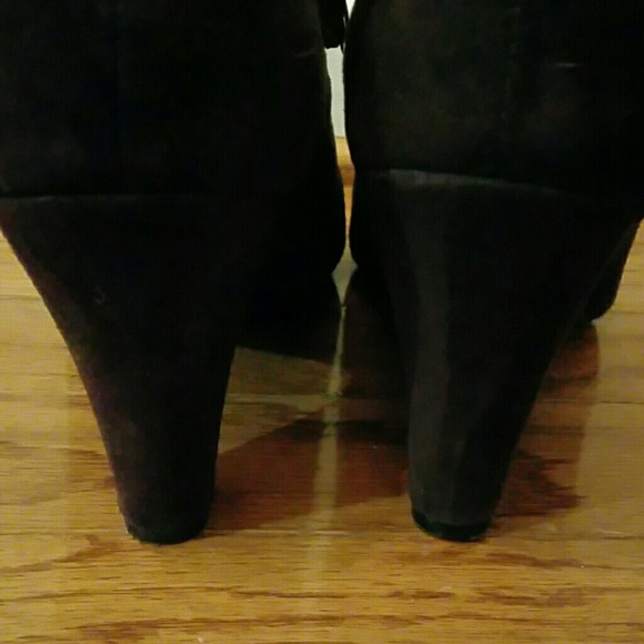 Me Too Chocolate Brown Suede Leather Boots - Picture 4 of 4