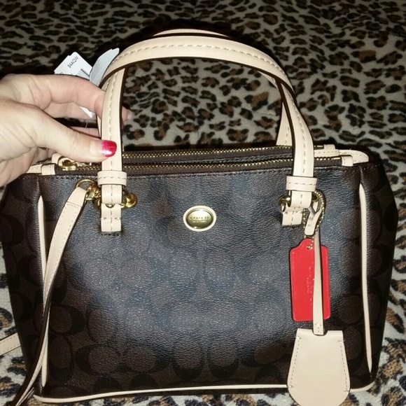 Authentic Coach Satchel - Picture 1 of 1