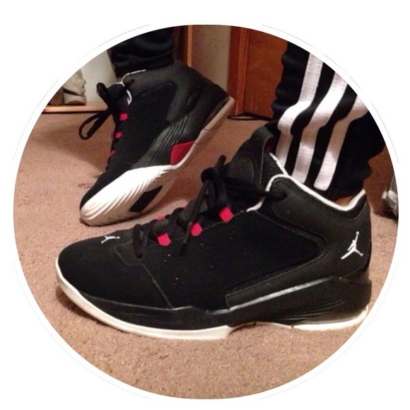 Black white red nike jordans - Picture 1 of 4