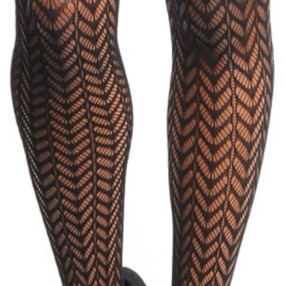Last1 Chevron Fishnet Triangle Tight Stocking - Picture 2 of 3