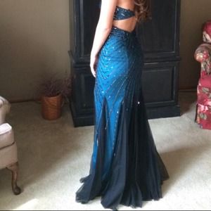 Night Moves Prom Dress size 2 or 4!