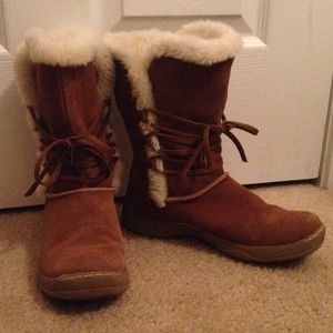Beautiful winter boots!!