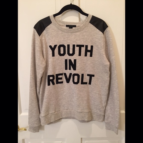 🔻REDUCED🔻F21 "Revolt" Thin Sweatshirt/Sweater