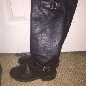 Riding boots