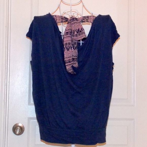 Cute American Eagle Top