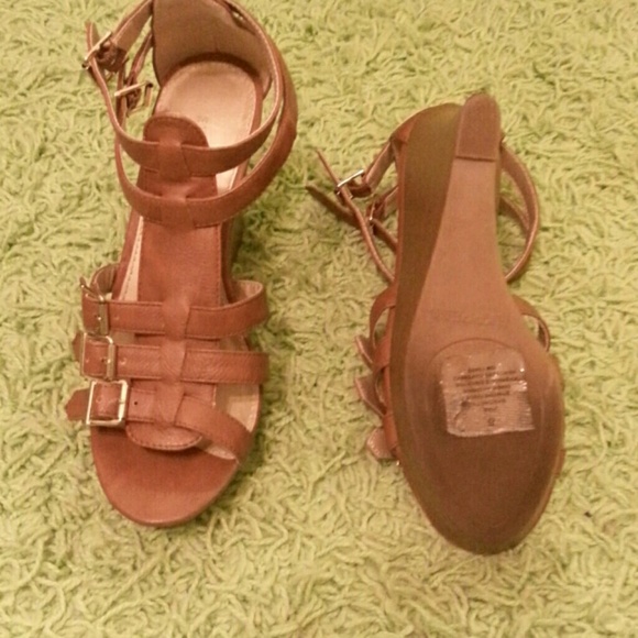 Tan Wedge shoes.