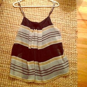 Striped NY&C flowy tank with adjustable straps.