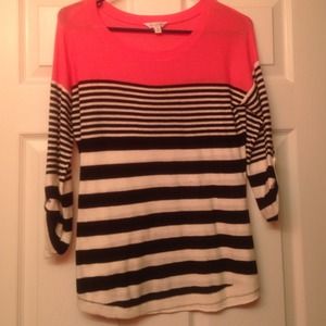 Three quarter sweater