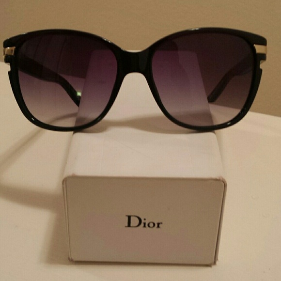CHRISTIAN DIOR SUNGLASSES