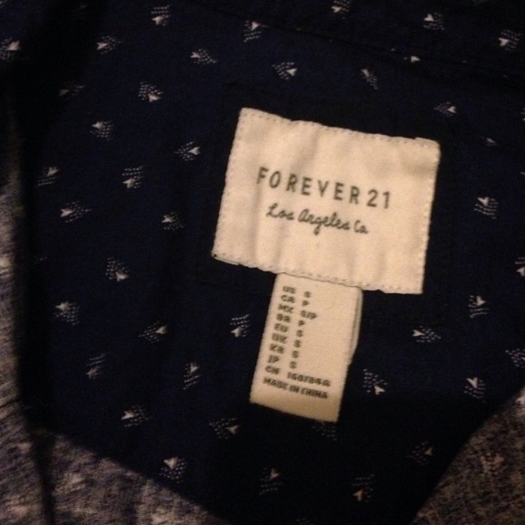 Forever 21 button up - Picture 2 of 3