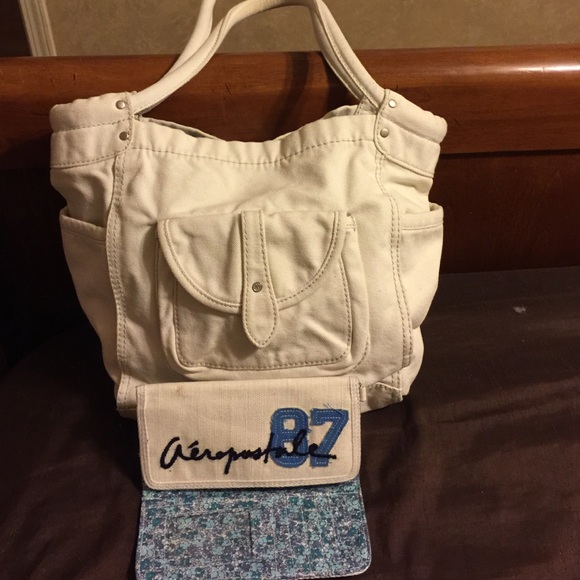Large purse Aeropostale color white
