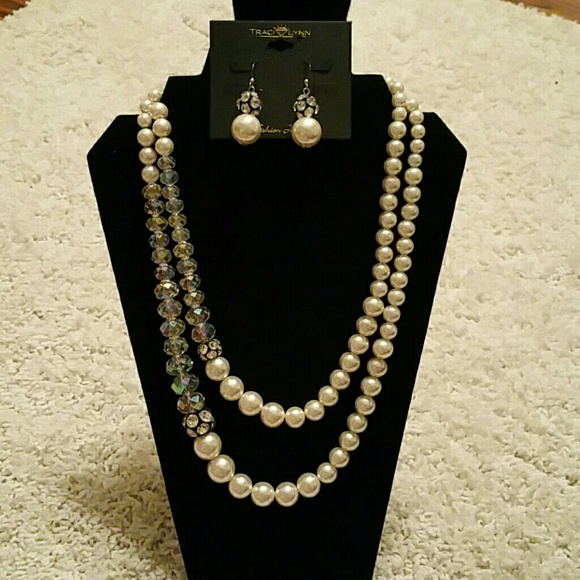 Pearl Necklace and Earring Set