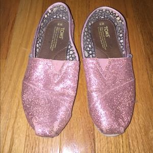 pink sparkly toms
