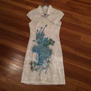 Small Chinese style jacquard dress with embroidery