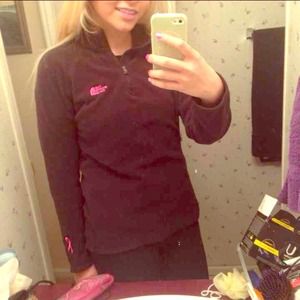 ¡HOLD! NORTH FACE fleece zip neck pull over.