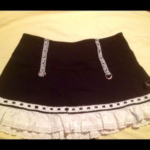 Beautiful Tripp skirt!