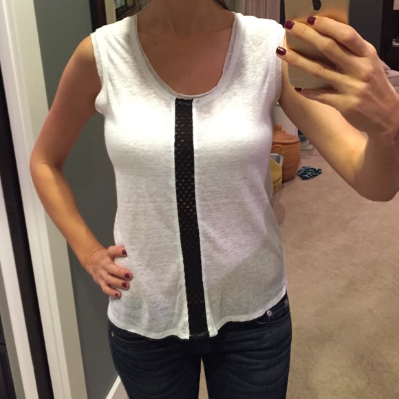🚫sold🚫White tank with black mesh stripe