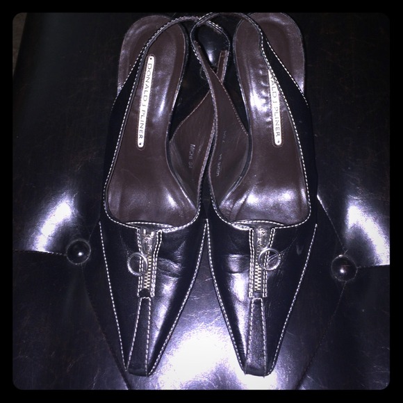 Very stylish sling backs. 😍😍😍