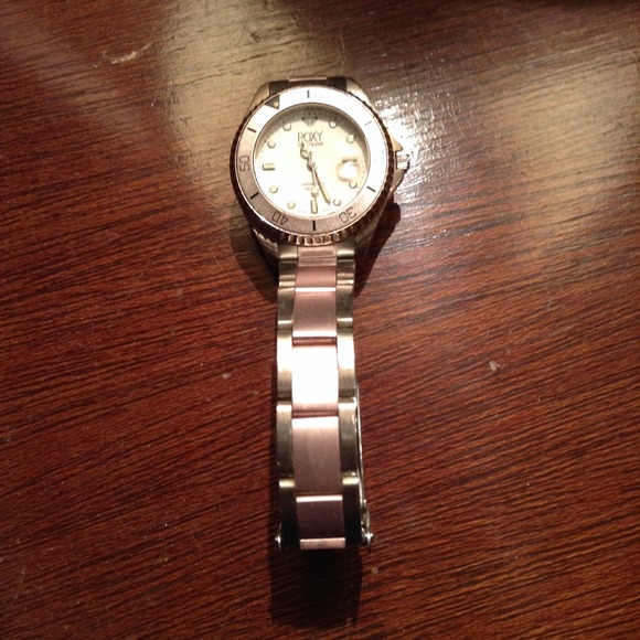 🚫SOLD🚫 Roxy Women's Watch - Picture 3 of 4
