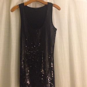 Sequin tank