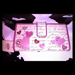 Fossil brand hearts wallet