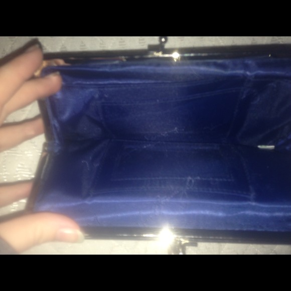 Sold! Vera Bradley Happy Snails Wallet - Picture 2 of 3