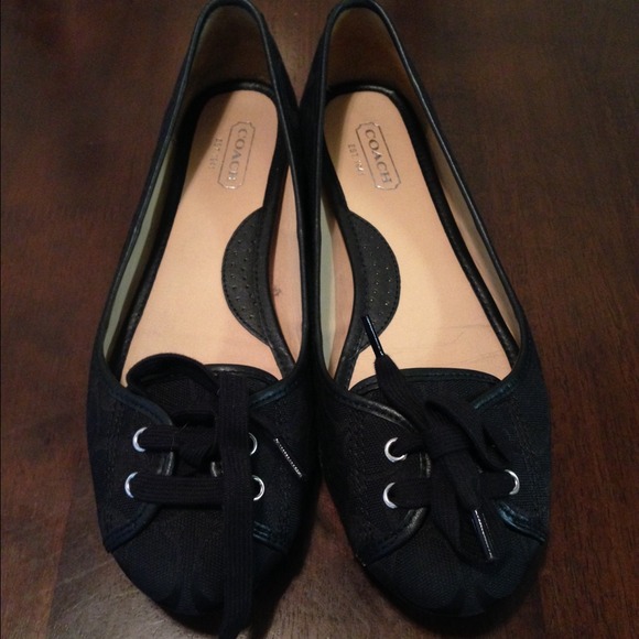 Coach flats!
