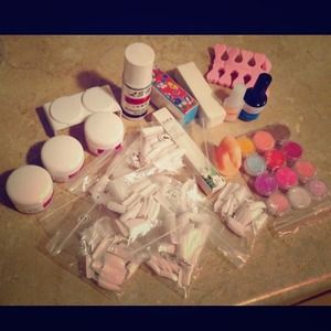 🎉SALE!!🎉Acrylic nail Kit 😍