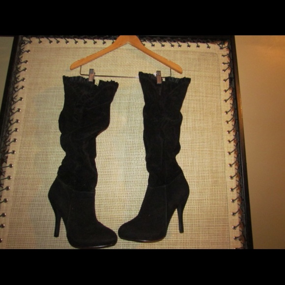 Black boots