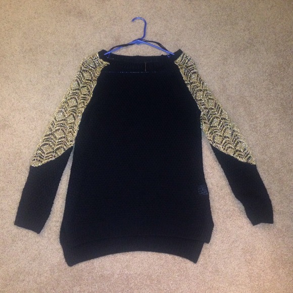 Black Stylish knitted shirt