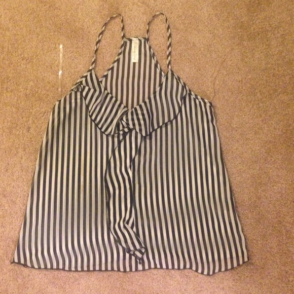 Black & White Blouse - Picture 1 of 3