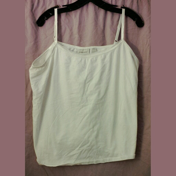 💕👕White Avenue tank top
