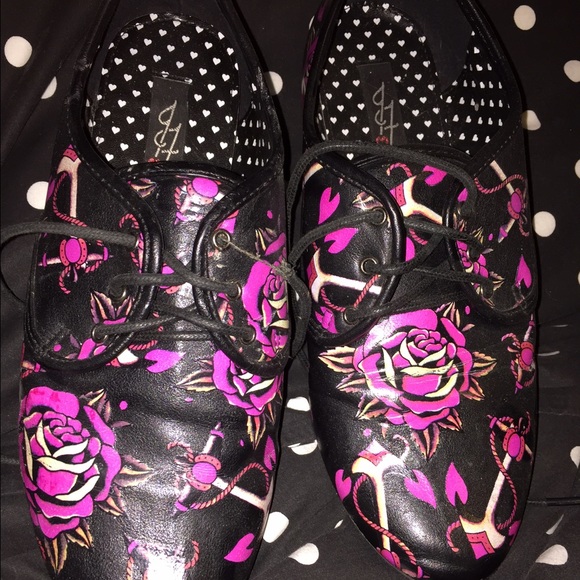 ⚓️Iron Fist Love Me Now Oxfords