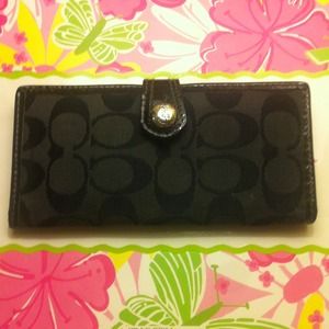 Coach open fold wallet