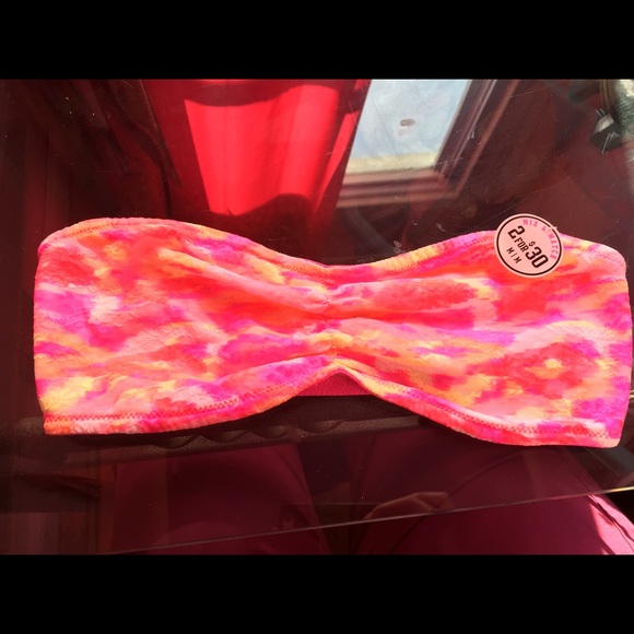 SOLD Victoria Secrets Top