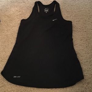 Bundle - 2 Nike tank tops