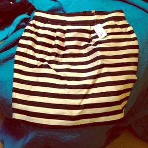 Nwt banana republic skirt with pockets