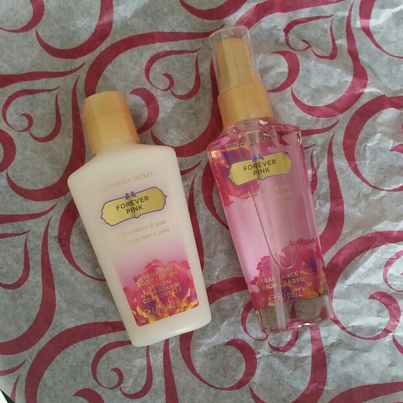 Victoria's Secret forever pink traveling set.