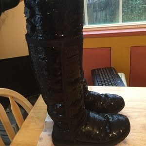 Over the knee Sequin Black Uggs!!