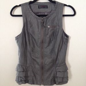 🎉HP🎉 Zara Faux Leather Vest