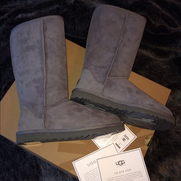 Classic Tall grey UGG boots size 8