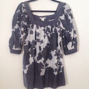 🎉HP🎉Kensie Flowy Flowered Top