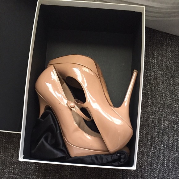 YSL nude Mary Jane patent leather Pumps - 36.5