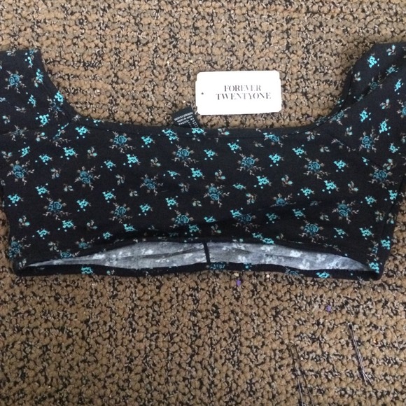 Knit top/Crop Top/Black & Turquoise - Picture 2 of 3