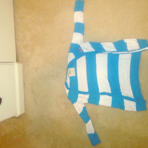 Hollister cardigan