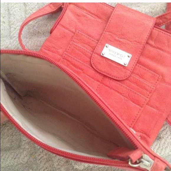 Coral Nine West Purse - Picture 4 of 4