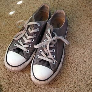 Used grey converse