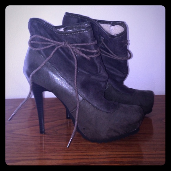 Booties!!! sO cute!!