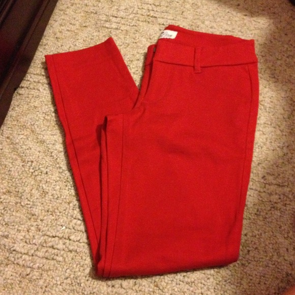 Old Navy Pixie Ankle pants NEVER WORN